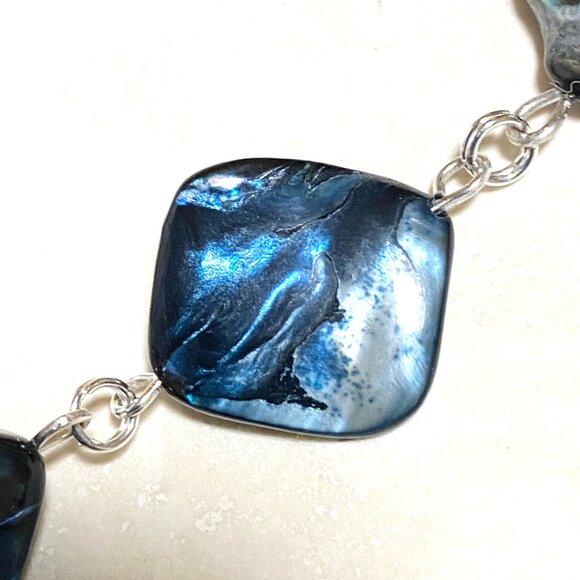 Blue Irregular Mother of Pearl Shell Necklace + Paw Print Heart Beat Pendant - Picture 9 of 13